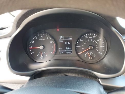 Used 2023 Kia Rio S image 31