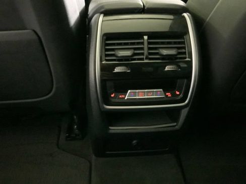 Used 2019 BMW X5 xDrive50i w/ Executive Package AWD/4WD image 27