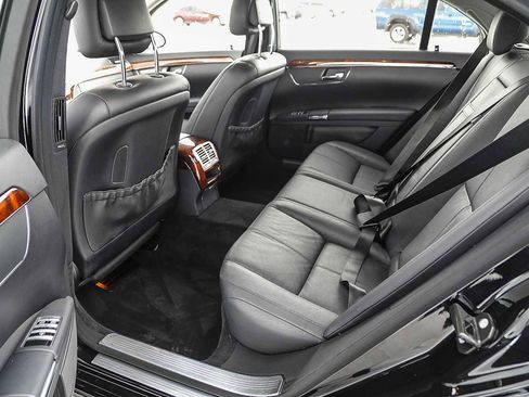 Used 2008 Mercedes-Benz S 550 image 18