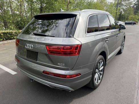 Used 2017 Audi Q7 3.0T Premium Plus w/ Premium Plus Package AWD/4WD image 5