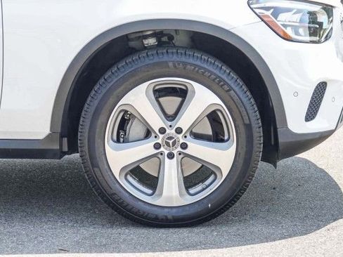Used 2022 Mercedes-Benz GLC 300 image 11