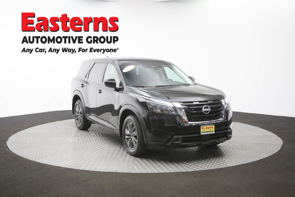 Used 2024 Nissan Pathfinder S AWD/4WD image 48