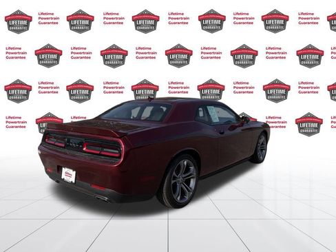 Used 2022 Dodge Challenger GT w/ Plus Package image 6