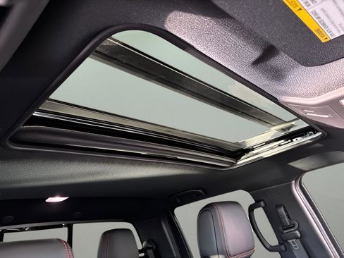 New 2025 Nissan Frontier PRO-4X w/ Pro Premium Package image 20