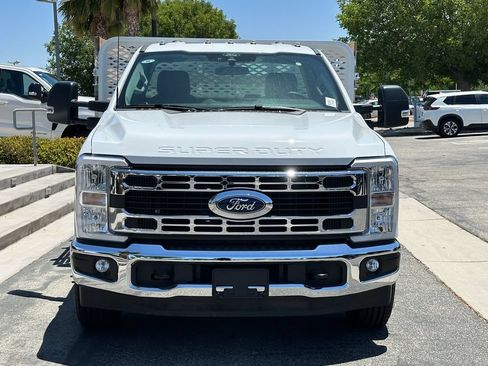 New 2025 Ford F350 XL w/ XL Chrome Package RWD image 9
