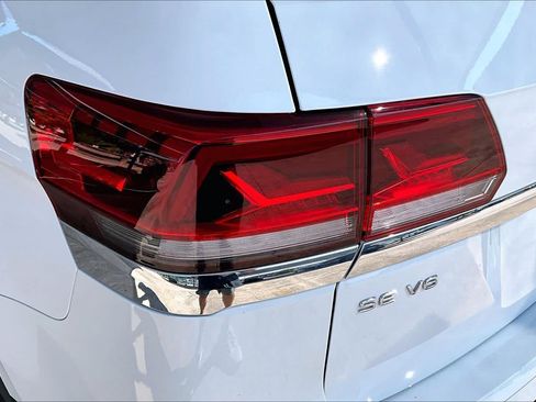 Used 2023 Volkswagen Atlas SE w/ Panoramic Sunroof Package AWD/4WD image 29