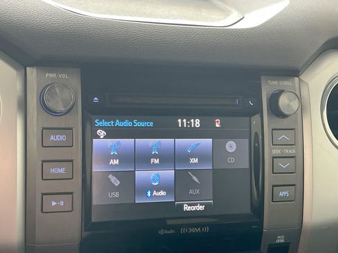 Used 2019 Toyota Tundra SR5 w/ SR5 Upgrade Package AWD/4WD image 16