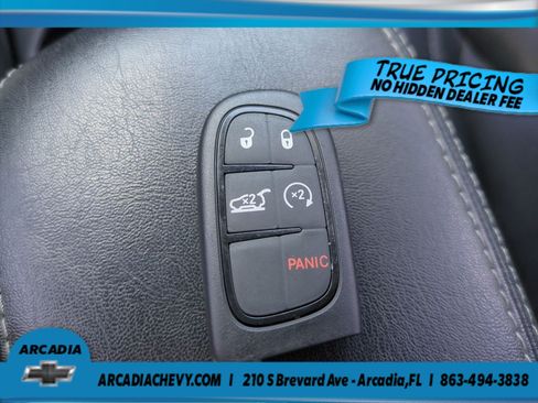 Used 2021 Jeep Cherokee Latitude Lux w/ Comfort/Convenience Group FWD image 27