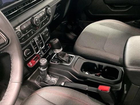 Used 2026 Jeep Gladiator Rubicon AWD/4WD image 19