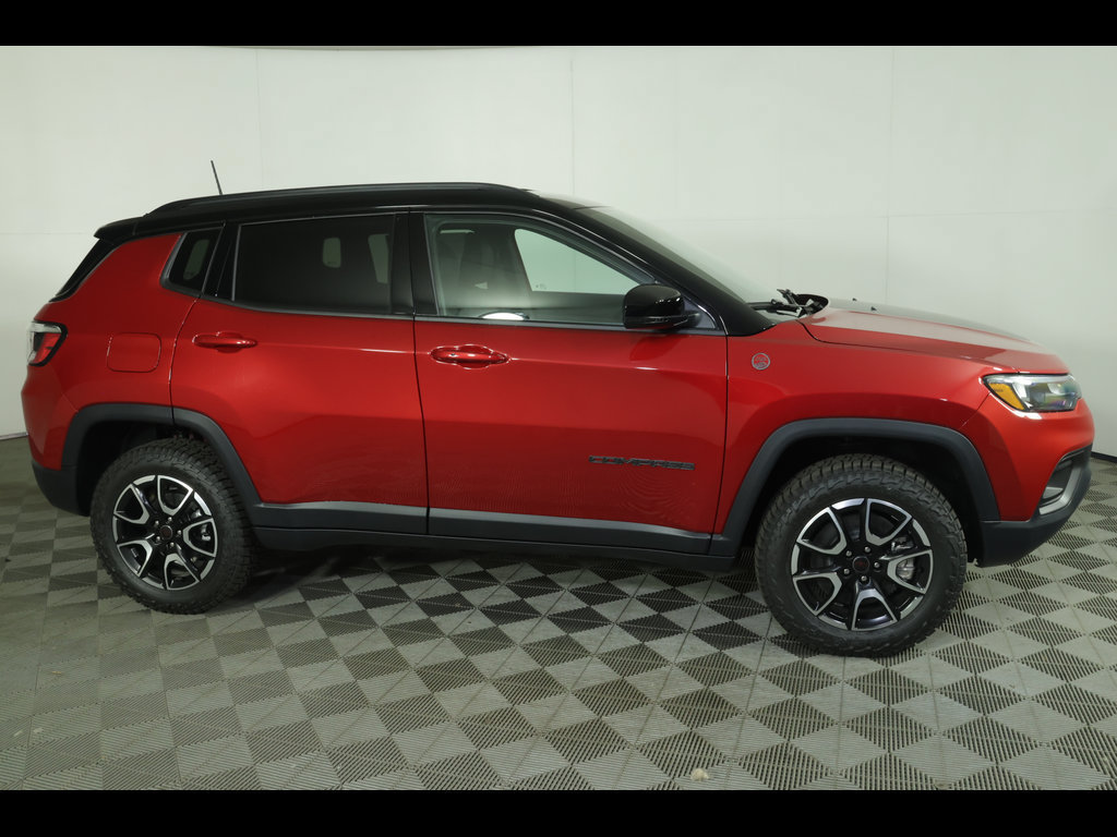 New 2026 Jeep Compass Trailhawk AWD/4WD image 12