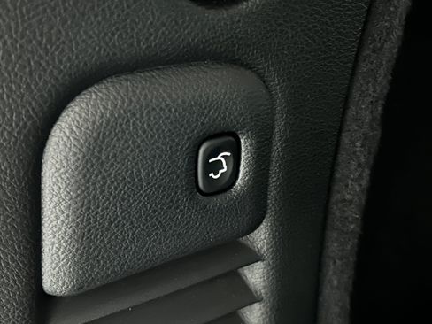 Used 2023 Dodge Durango R/T AWD/4WD image 40