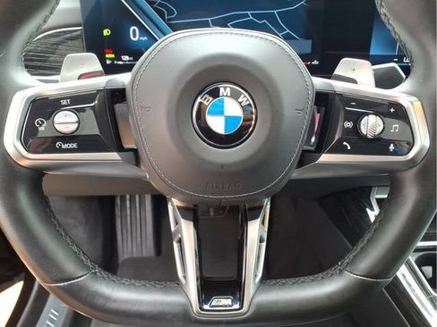 Used 2025 BMW 740i xDrive AWD/4WD image 15