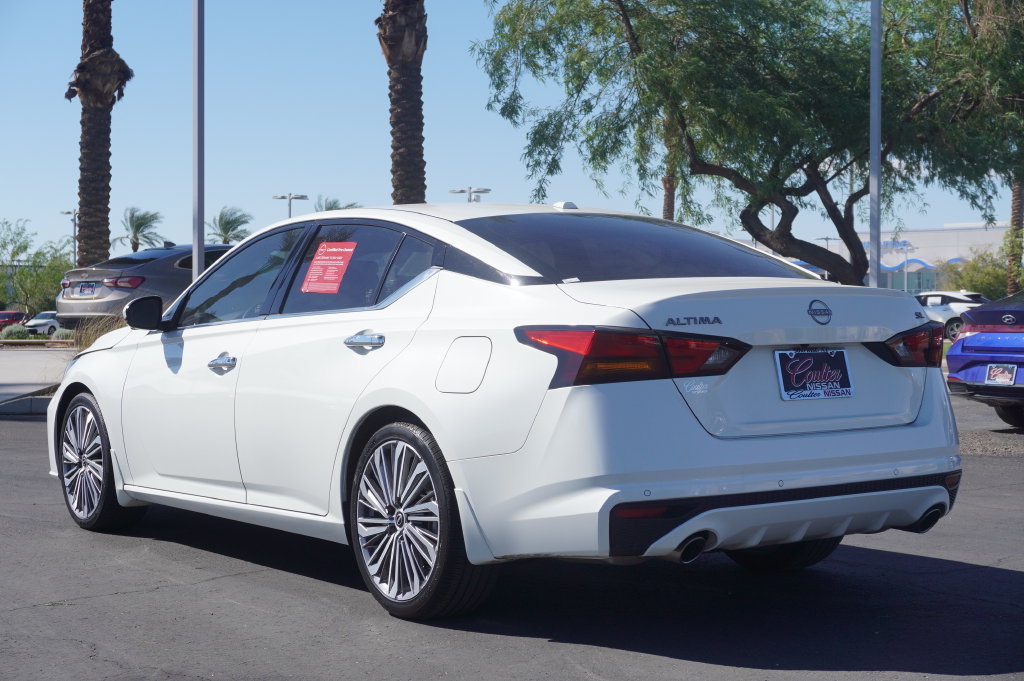 Certified 2025 Nissan Altima 2.5 SL FWD image 3