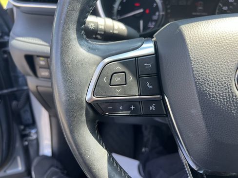 Used 2020 Toyota Highlander Platinum AWD/4WD image 19