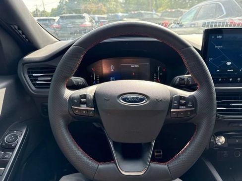 Used 2023 Ford Escape ST-Line w/ Tech Pack #1 AWD/4WD image 12