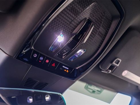 Certified 2024 Cadillac Lyriq Tech w/ Driver Assist Package image 19