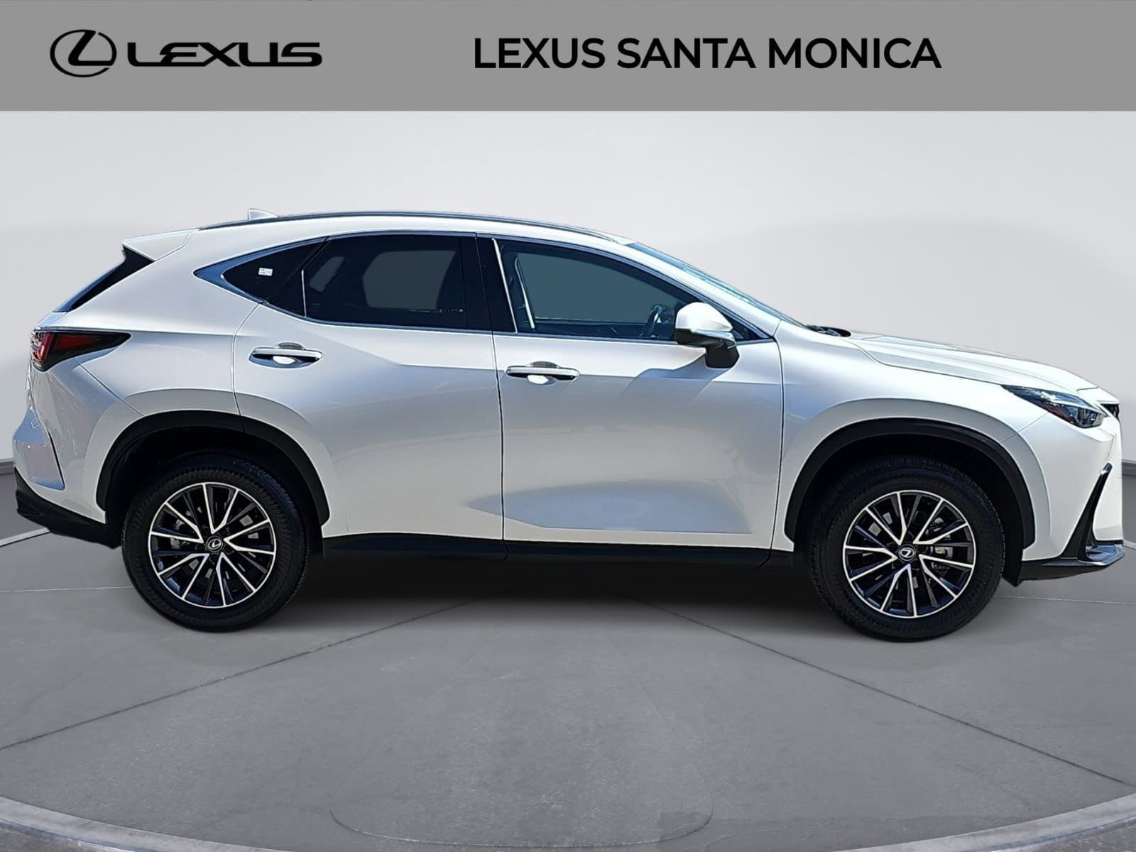 Used 2025 Lexus NX 350 AWD w/ Accessory Package (2T) image 4