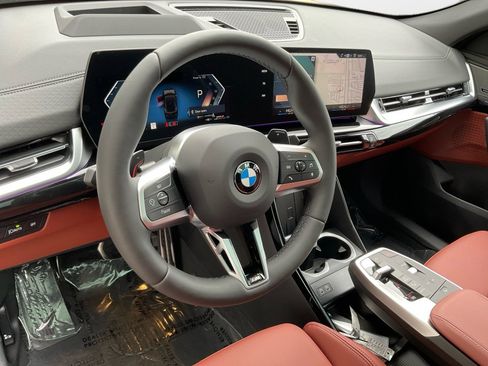 New 2026 BMW X2 xDrive28i w/ Technology Package AWD/4WD image 10