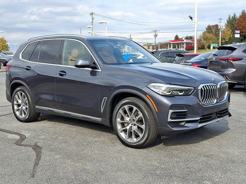 Certified 2022 BMW X5 xDrive40i image 1