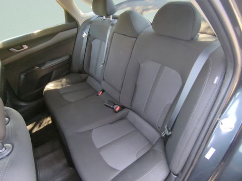 Used 2024 Kia K5 LXS FWD image 11