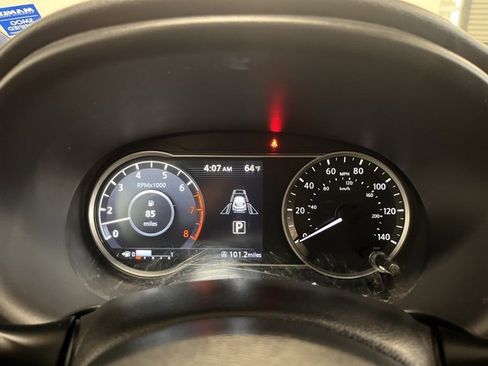 Used 2020 Nissan Kicks SV image 24