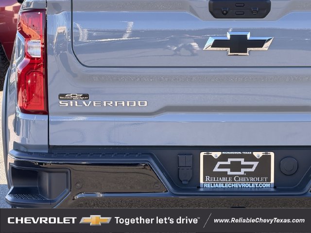 Used 2025 Chevrolet Silverado 1500 ZR2 w/ Technology Package AWD/4WD image 7