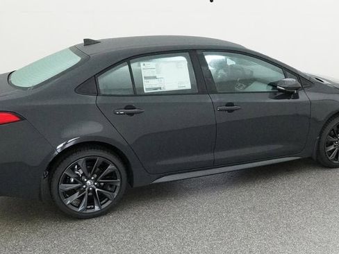 Used 2026 Toyota Corolla SE image 16