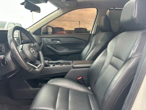 Certified 2023 Nissan Rogue SV w/ SV Premium B Package FWD image 10