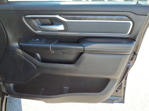 Used 2022 RAM 1500 Big Horn AWD/4WD image 16