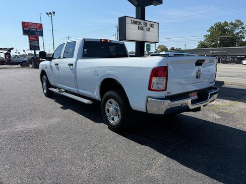 Used 2023 RAM 3500 Tradesman w/ Chrome Appearance Group AWD/4WD image 7