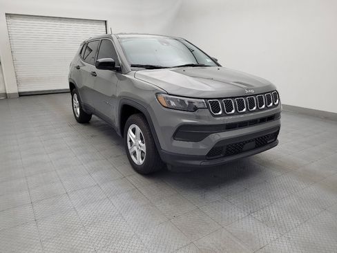 Used 2024 Jeep Compass Sport AWD/4WD image 13