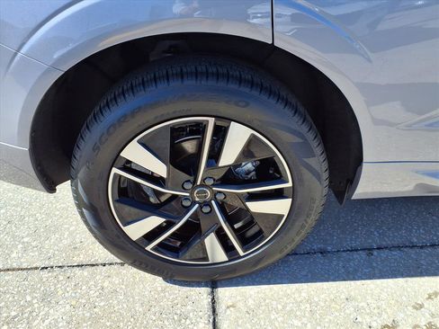 New 2026 Volvo XC60 B5 Core w/ Protection Package Premier image 9