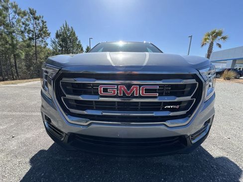 Used 2024 GMC Terrain AT4 AWD/4WD image 30