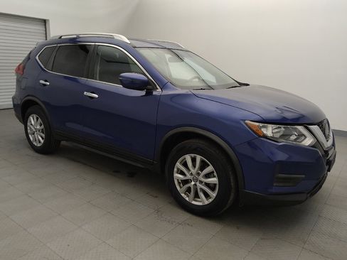 Used 2020 Nissan Rogue SV image 11