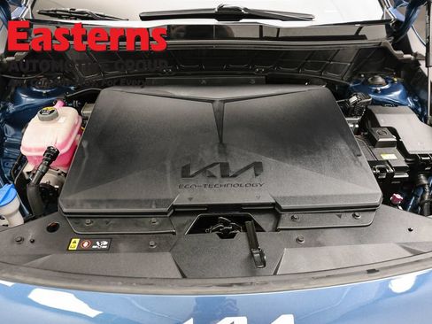 Used 2023 Kia Niro Wind w/ Wind Preserve Package FWD image 7