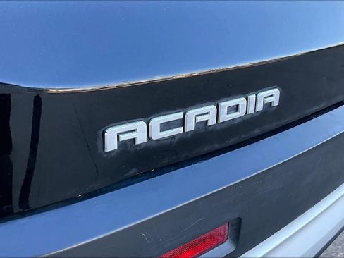 Used 2019 GMC Acadia SLE image 29