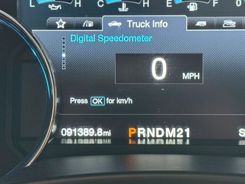 Used 2017 Ford F250 Platinum w/ Platinum Ultimate Package AWD/4WD image 31