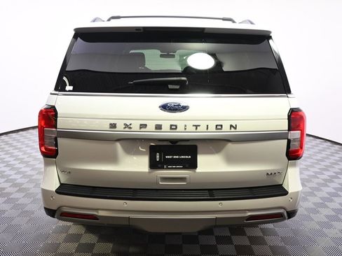Used 2023 Ford Expedition Max XLT AWD/4WD image 5