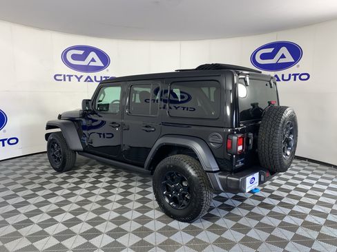 Used 2023 Jeep Wrangler Unlimited w/ Sun & Screen Package AWD/4WD image 4