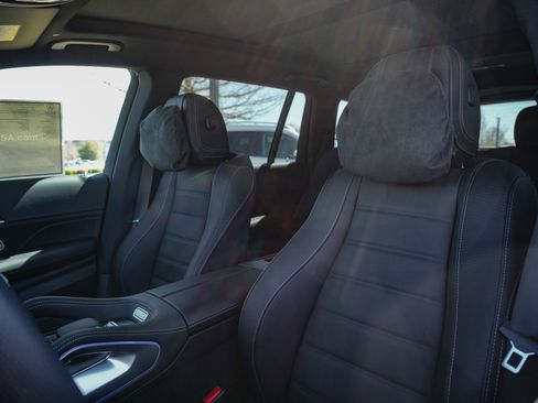 New 2026 Mercedes-Benz GLS 450 4MATIC image 12