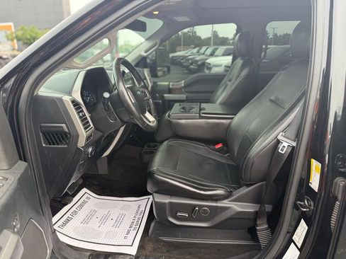 Used 2018 Ford F250 Lariat w/ Lariat Ultimate Package AWD/4WD image 11