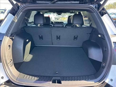 New 2026 GMC Terrain AT4 w/ Technology Package II image 33