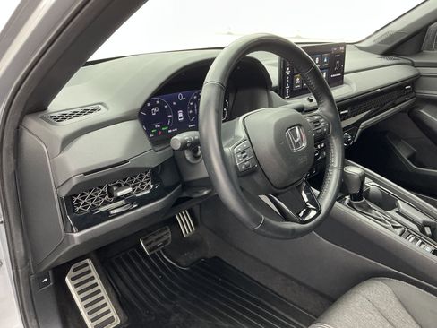 Used 2024 Honda Accord Sport image 13