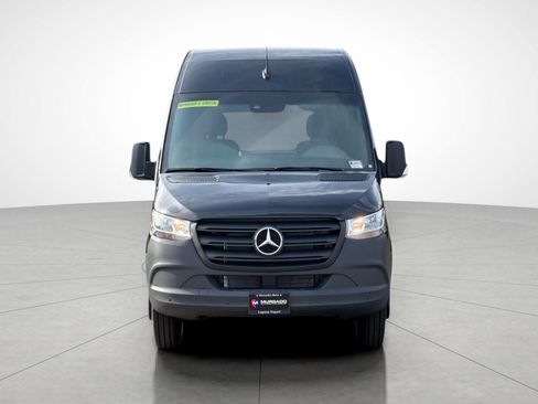 Used 2024 Mercedes-Benz Sprinter 3500 image 5