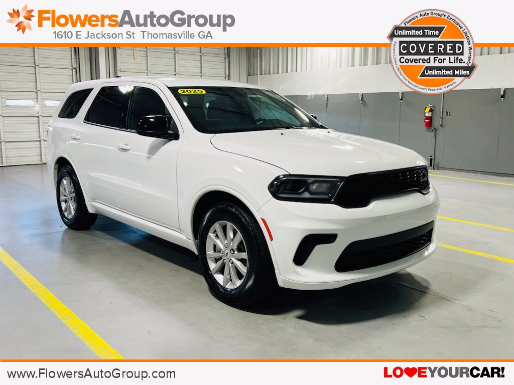 Used 2025 Dodge Durango GT RWD image 1