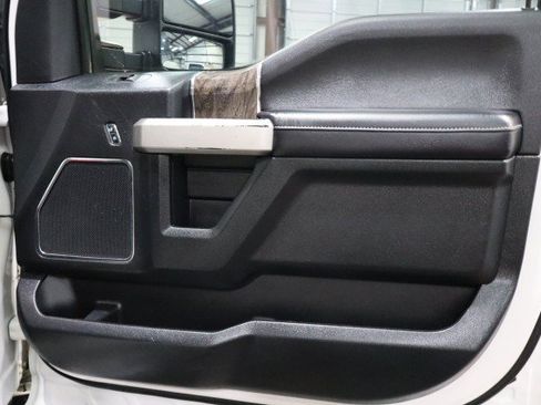 Used 2019 Ford F250 Lariat w/ Lariat Value Package AWD/4WD image 64