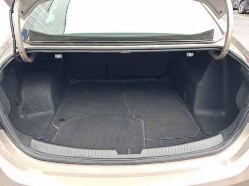 Used 2023 Chevrolet Malibu LT FWD image 24