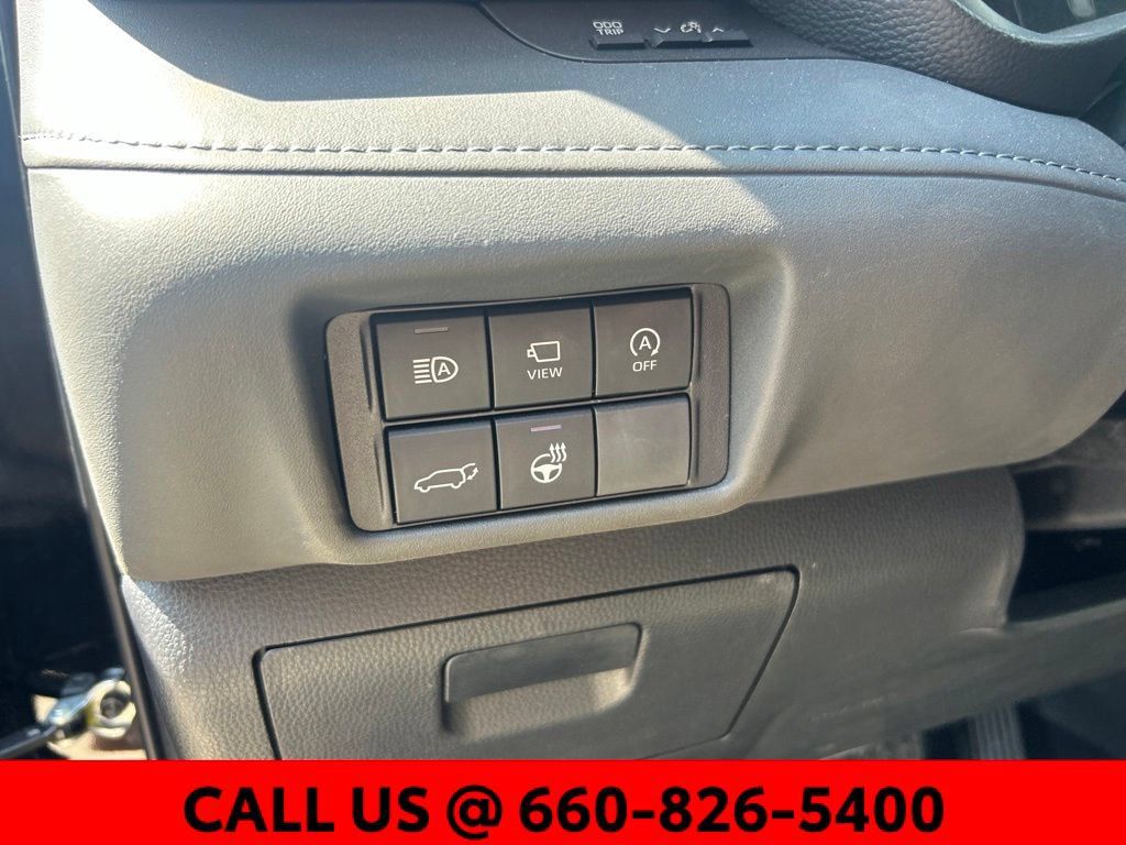 Used 2023 Toyota Highlander Platinum AWD/4WD image 11