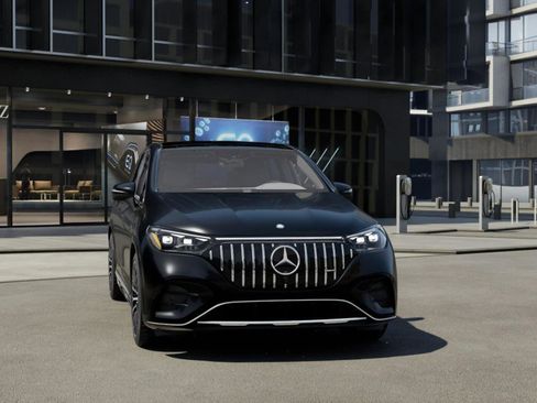 Used 2025 Mercedes-Benz EQE AMG 4MATIC SUV image 8