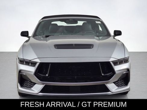 Used 2025 Ford Mustang GT Premium RWD image 8